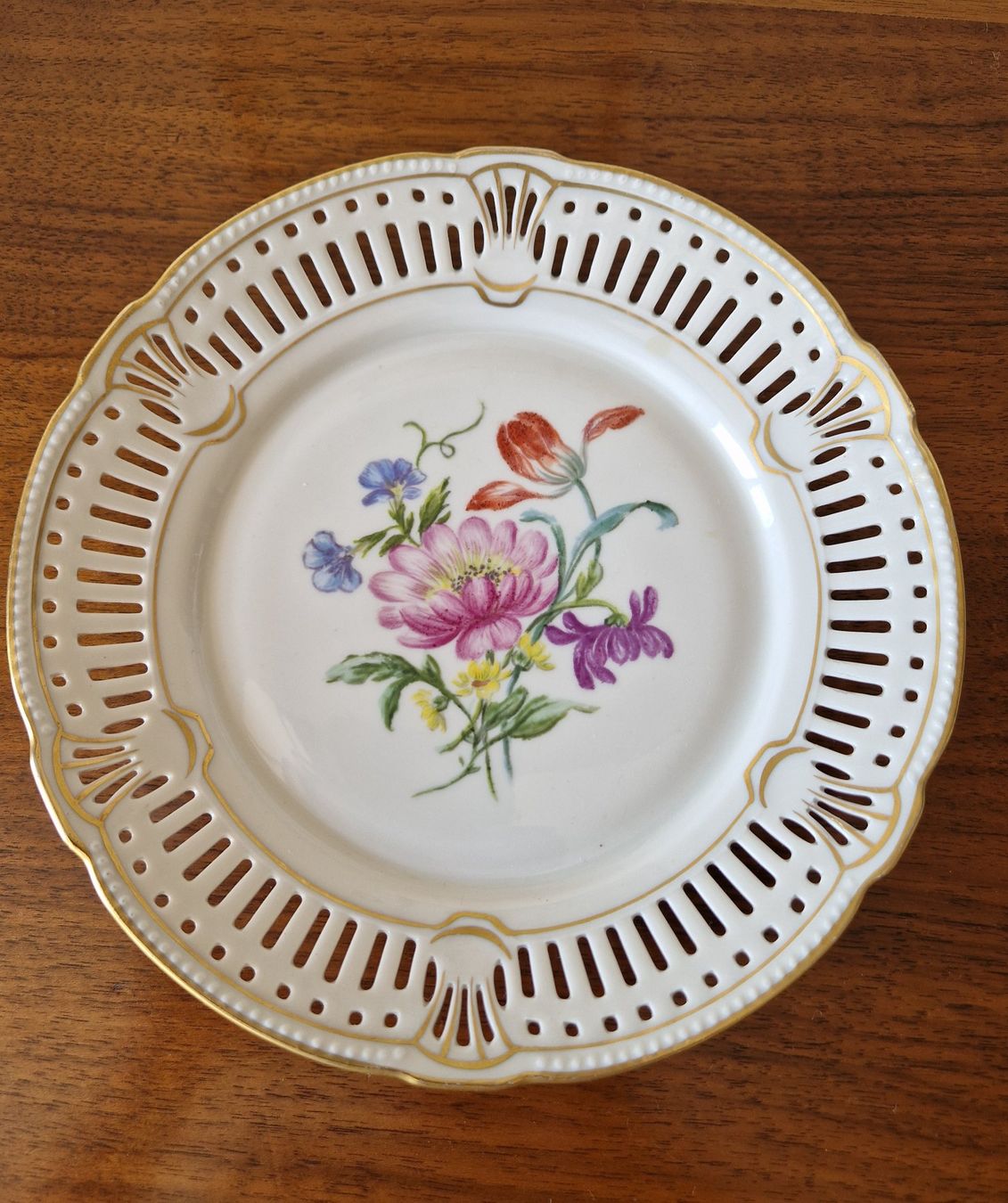 Piatti: Teller mit Blumenmuster, 2 Stück – Nuovo (secondo la descrizione) da Bern venduto da Antikbatik 4