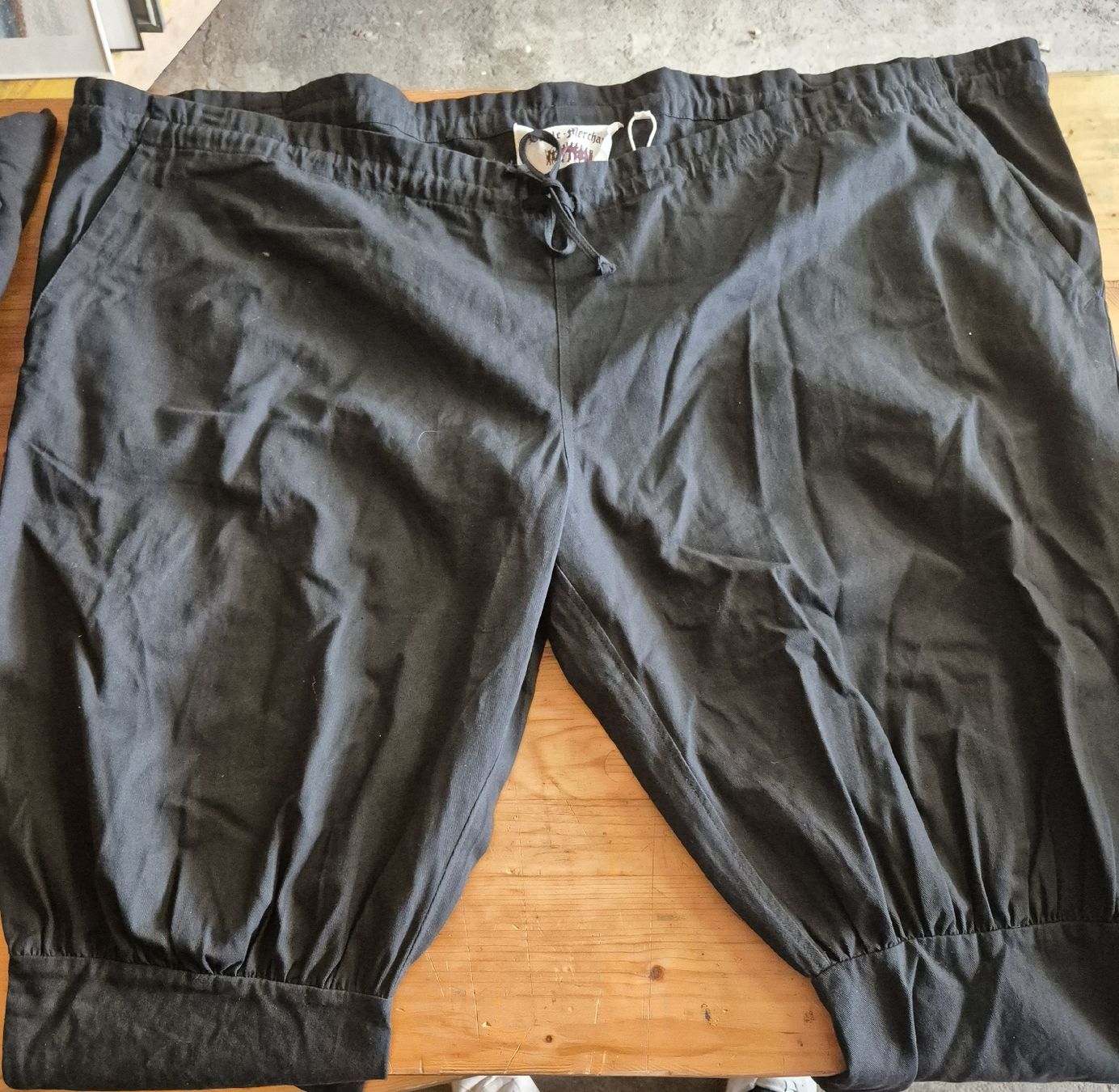 Pantaloni: Wikinger-Hose / Rushose Olaf . schwarz . Gr. XXL – Nuovo e nell'imballaggio originale da goldingen venduto da M.Balmer-13