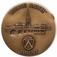 Spiegel - Miroir - Medaille - MGM - Mode - Bordeaux