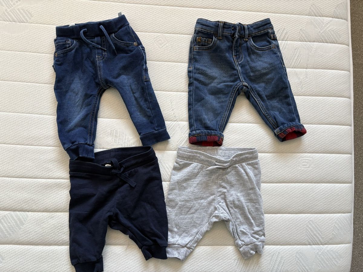 Ensembles coordonnés: 4er Set Baby Hosen 56/62 – D'occasion à Pratteln par Shoppingqueen1983