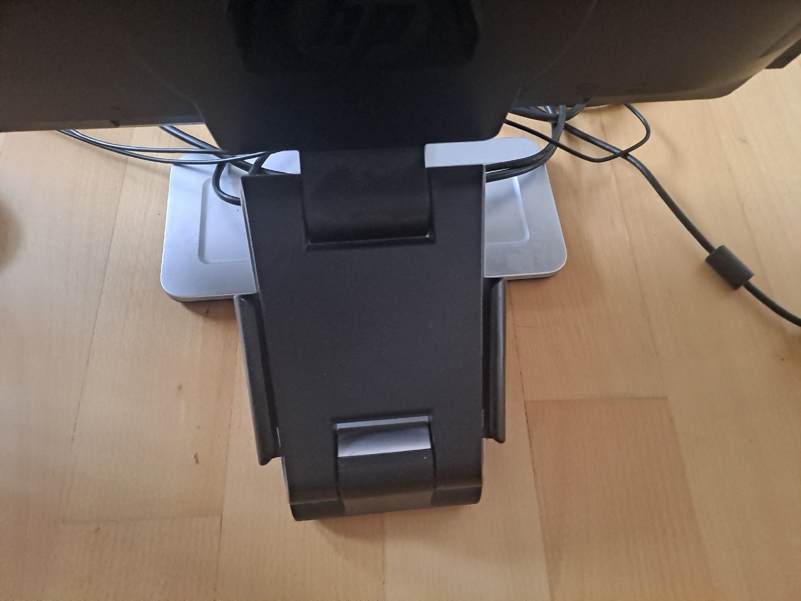 Hewlett Packard PC: PC Bilschirm HP – Usato da ZUERICH venduto da BG9RF 1