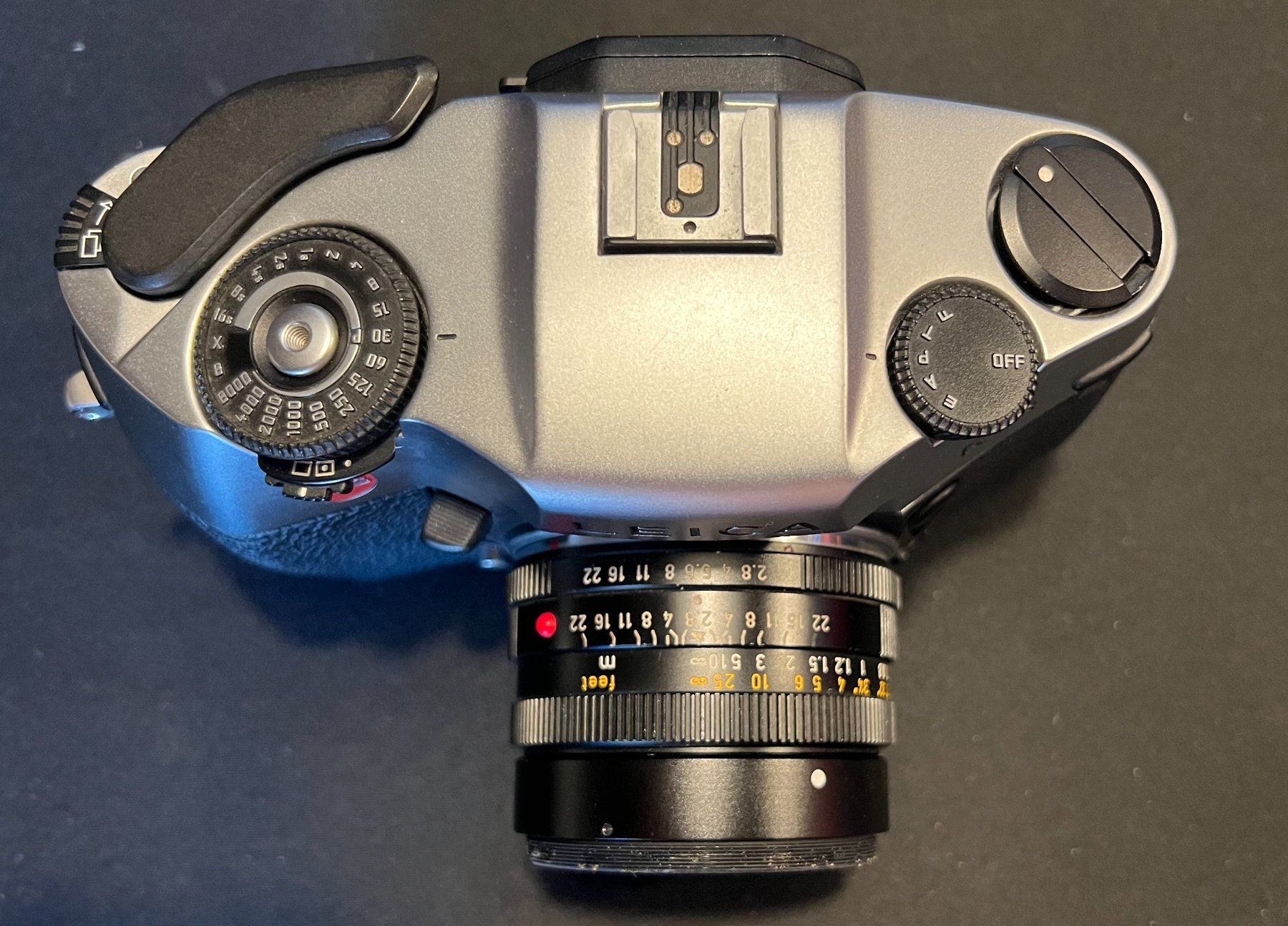 Leica Kamera: Leica R8 mit drei Objektiven – Gebraucht aus Uster von Stoessda 3