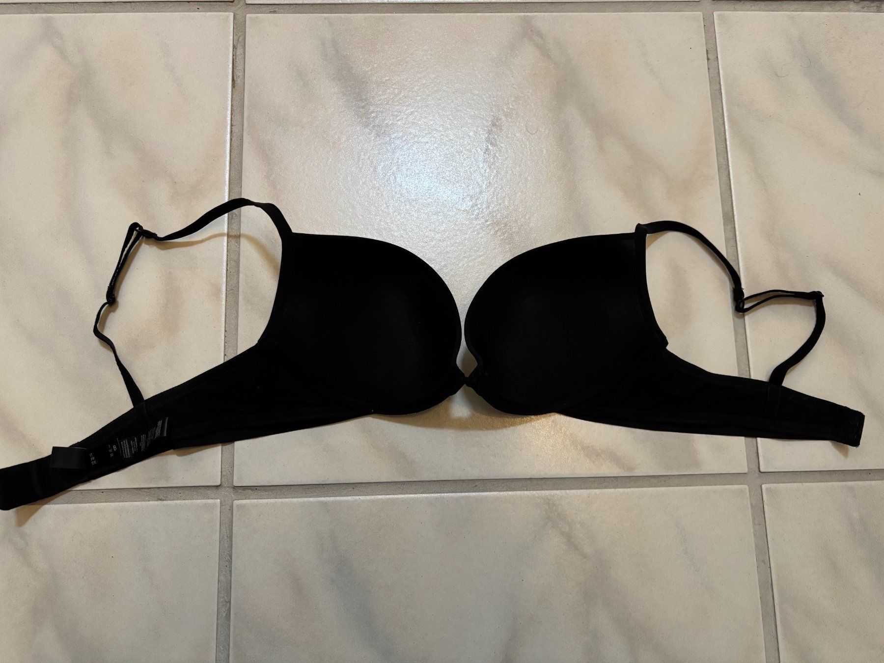 La Perla Sonstige Unterwäsche: Schwarzer La Perla push-up BH, Grösse 80B - neu! – Neu (gemäss Beschreibung) aus Langnau am Albis von cre_tr6k 1