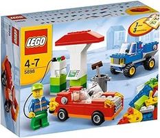 Lego Set 5898, Traktor und Anhänger / Autos mit Tankstelle