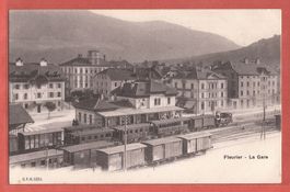 Fleurier - La Gare - Bahn im Bahnhof - ca. 1905