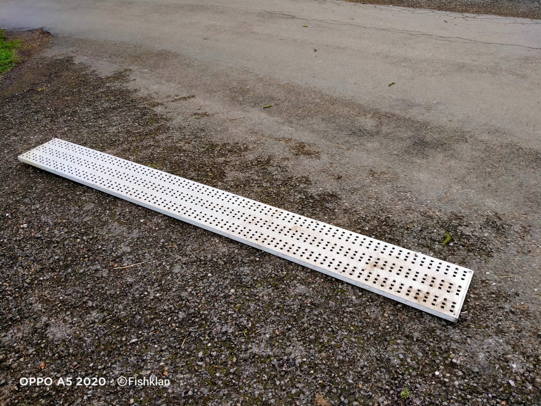 Tutti i ricambio: Aluminium Tritt Steg Dachgalerie sehr stabil massiv – Usato da Küssnacht am Rigi venduto da WorthPoint 1