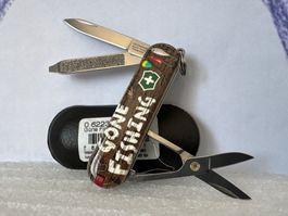 VICTORINOX - Classic Limited Edition 2020 - Gone Fishing