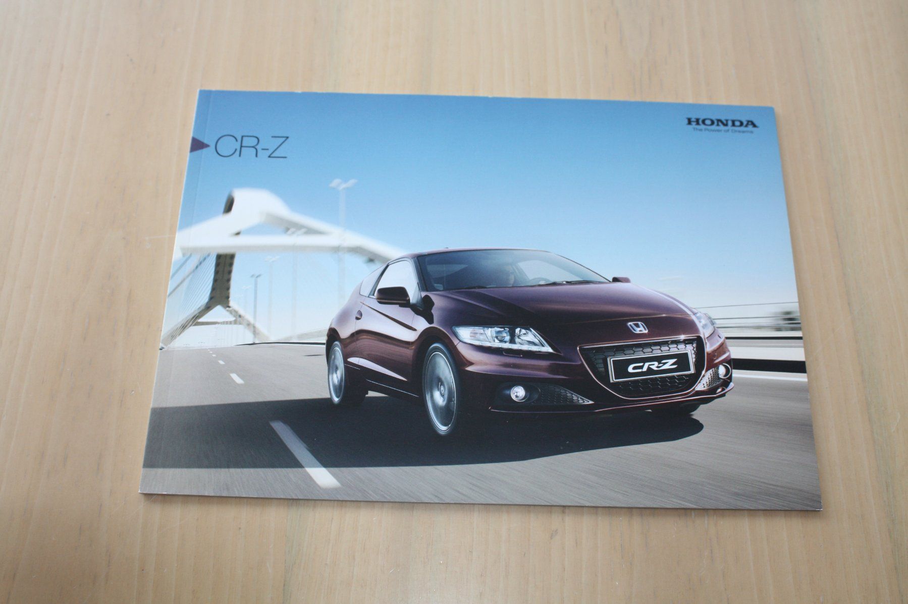Honda Documenti: Honda CR-Z Prospekt 4/2013 – Usato da Wikon venduto da erwin400