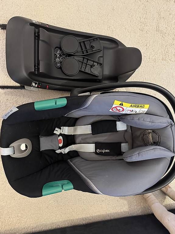 Seggiolini per auto: Cybex aton S2 – Usato da Niederuzwil venduto da him_86l9