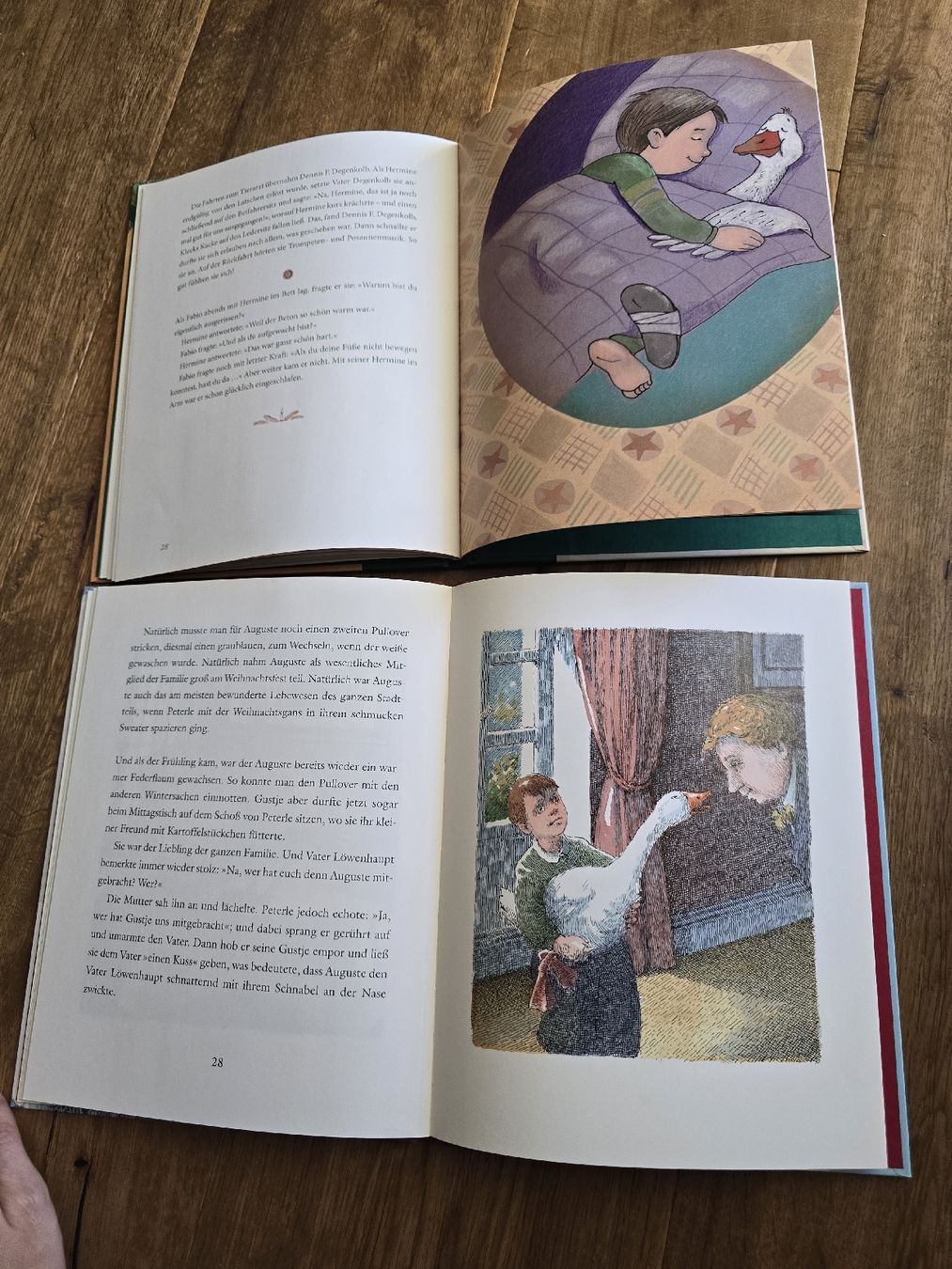 Bücher: Die Weihnachtsgans Auguste, 2 Bücher, set – Gebraucht aus Wittenbach von Tigerlili 7