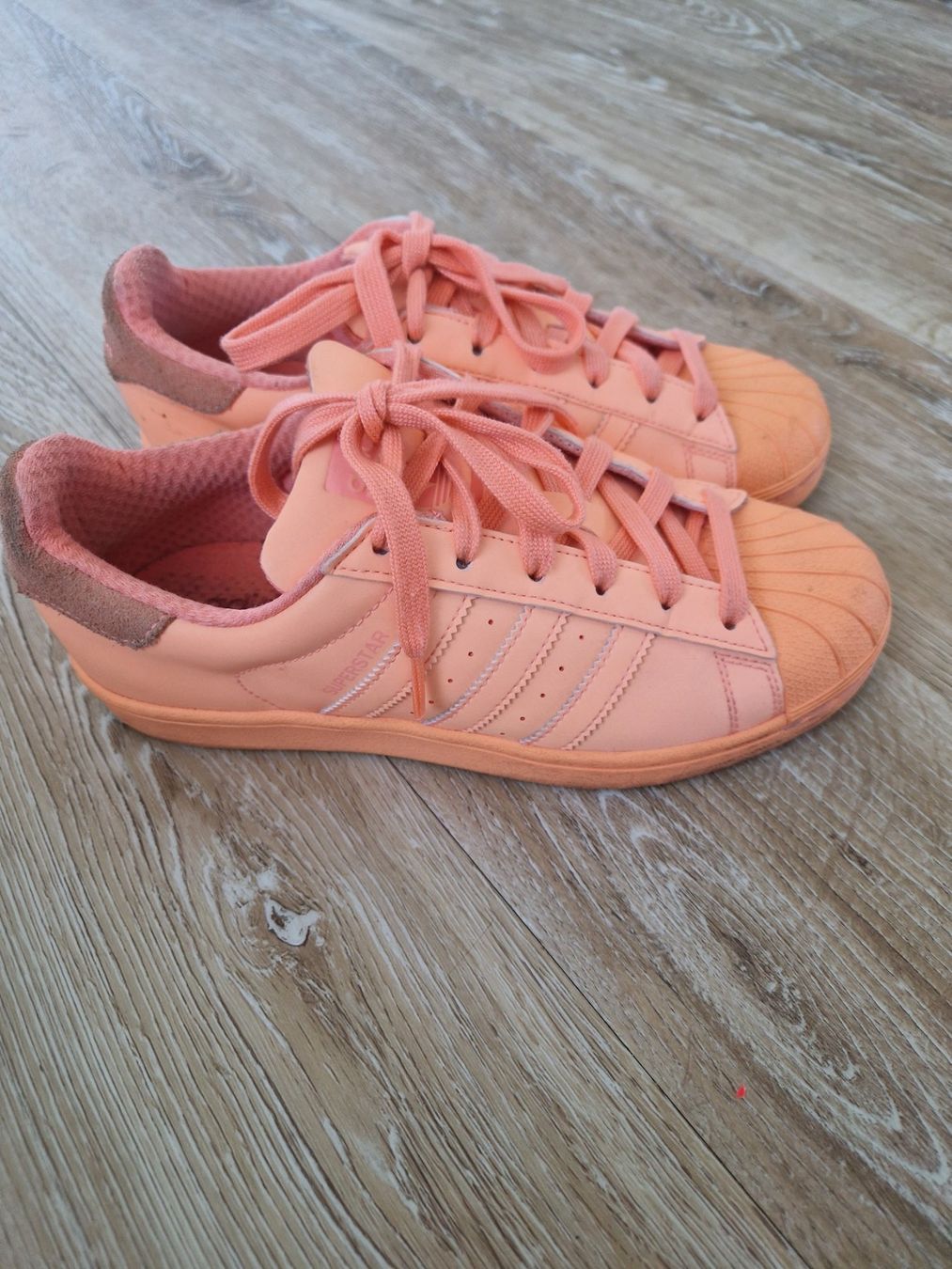 Adidas Scarpe per ragazzi: ADIDAS SUPERSTAR ADICOLOR REFLECTIVE SNEAKER GR 37 1/3 – Usato da Immensee venduto da Lafayettes