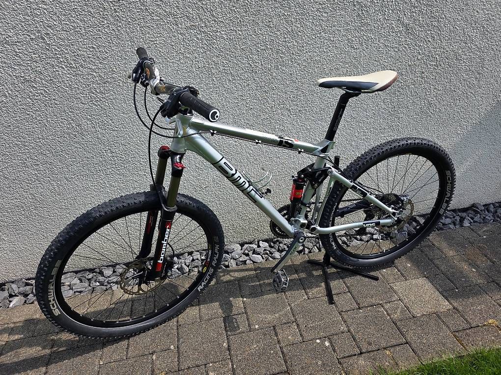 BMC Biciclette: BMC fourstroke W01 in sehr gutem Zustand – Usato da Grüningen venduto da Wennepen