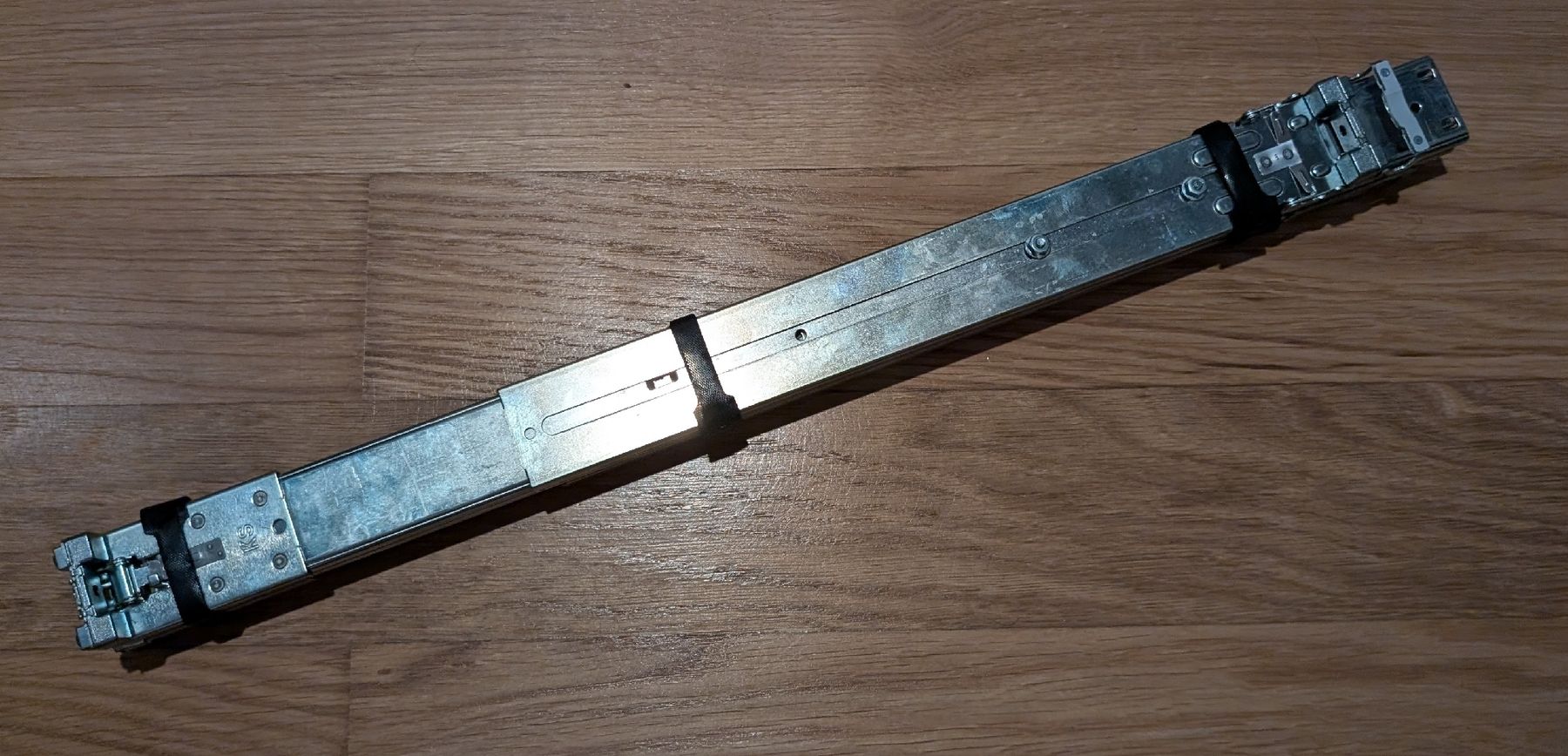 Server: Server rails, adjustable lenght – Neu (gemäss Beschreibung) aus Schlieren von Racca92 1