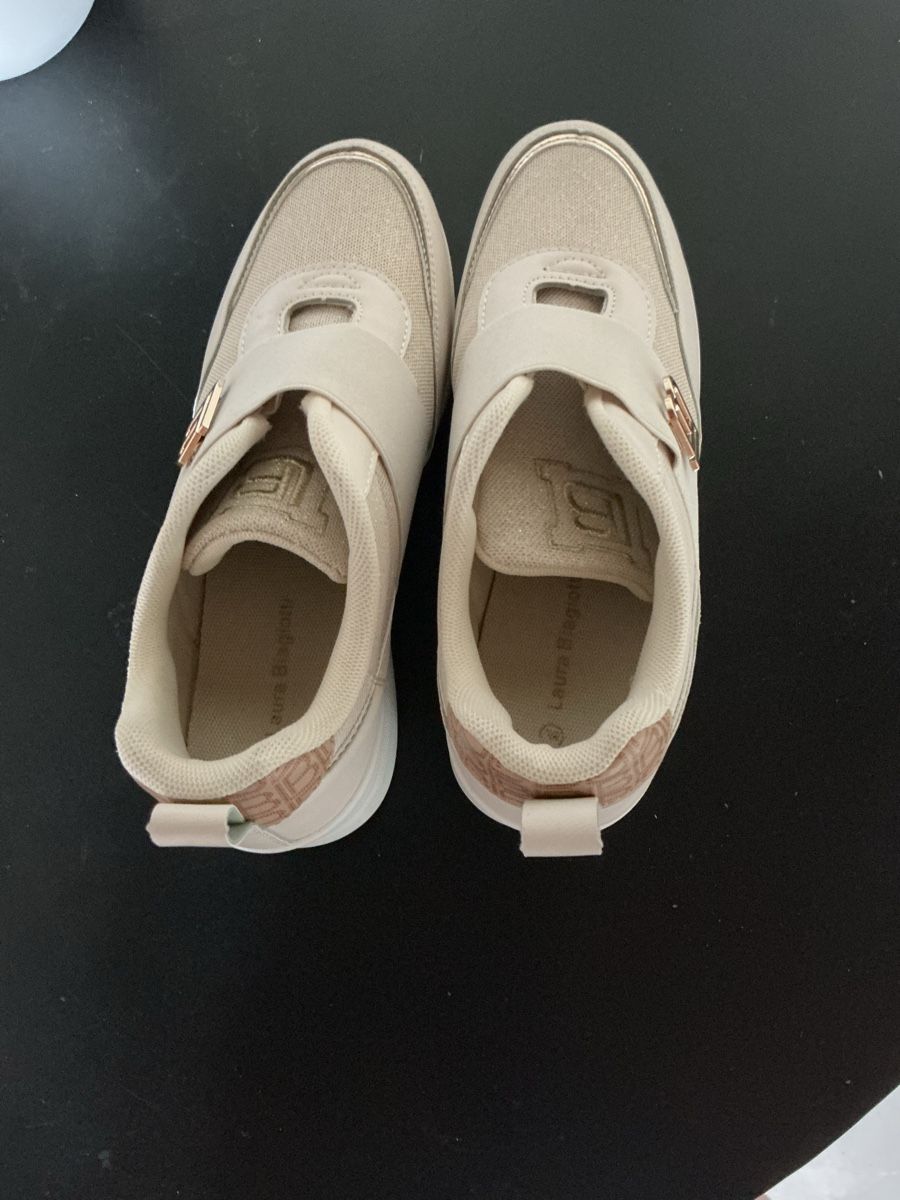 Laura Biagiotti Scarpe da donna: Laura Biagiotti Sneaker  Grösse 38  – Nuovo (secondo la descrizione) da Belp venduto da embudu20 2
