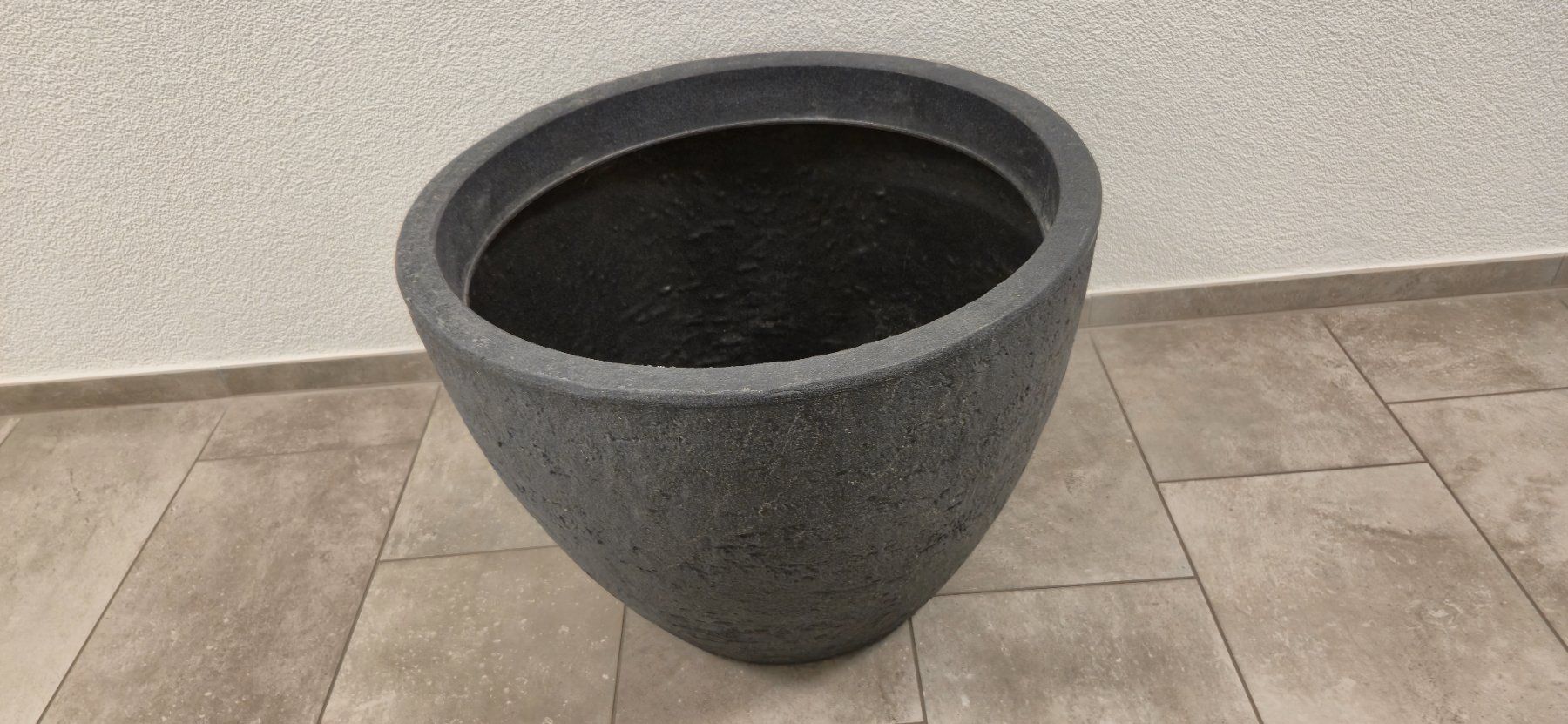 Pots de fleurs: Grosser, moderner Blumentopf – D'occasion à Rothenburg par Ajax111 2