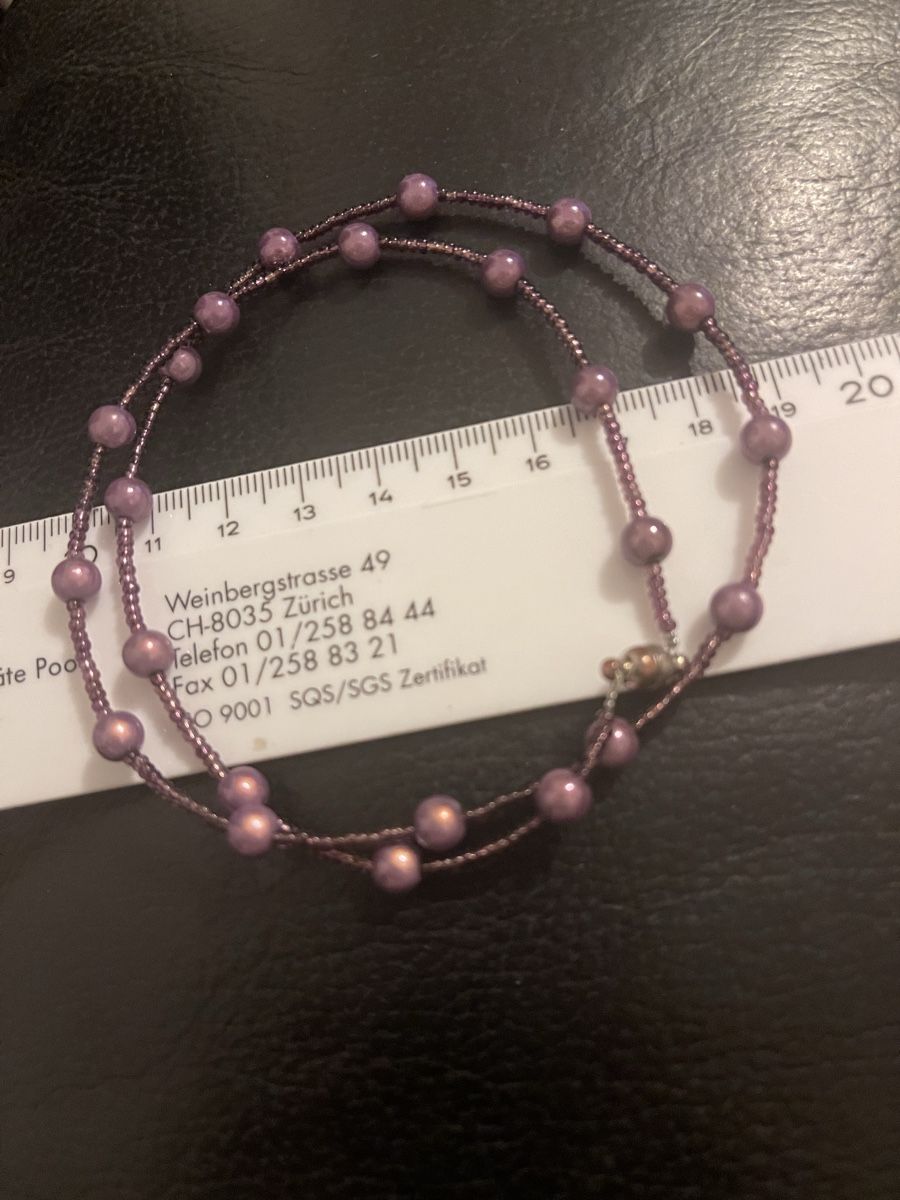 Ketten: Collier simple fin très bon état violet 47 cm – Gebraucht aus Kloten von Vermicelles 2