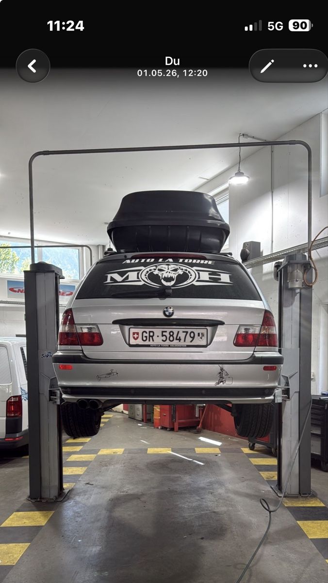 BMW Tutti pezzi di ricambio auto: BMW E46 Touring Klarglas Heckleuchten – Usato da Untervaz venduto da maellen