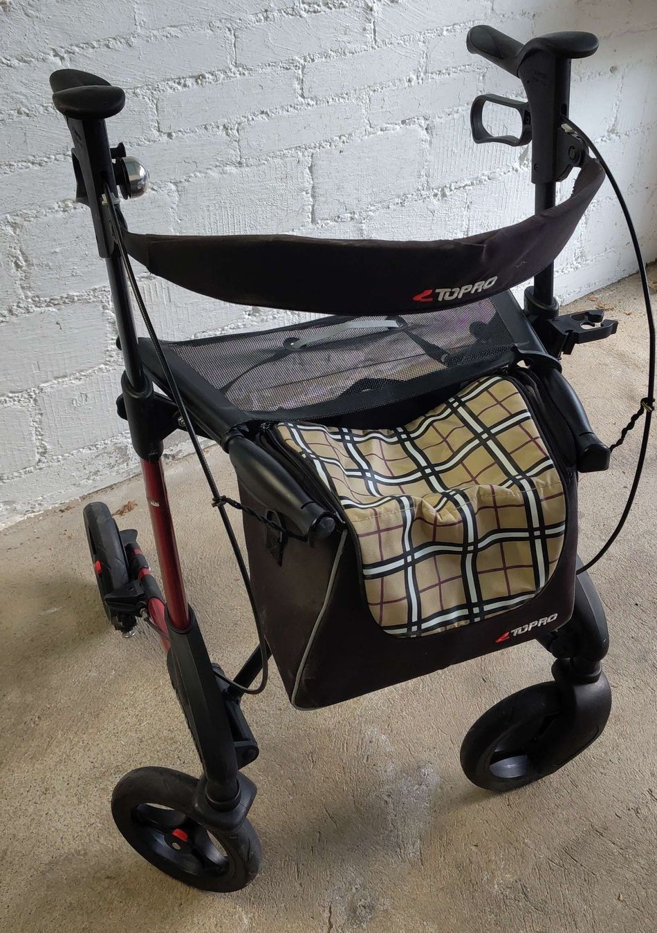 Ausili per la deambulazione: Topro Troja Rollator – Usato da Schaffhausen venduto da chr_2rw5