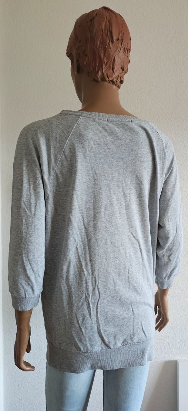 Maglioni & Felpe: Grauer Damenpullover, Frühlingskollektion, Grösse M – Usato da Basel venduto da Mazzo84 1