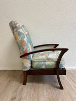 Vintage Postmodern Sessel aus Holz gemustertem Stoffbezug