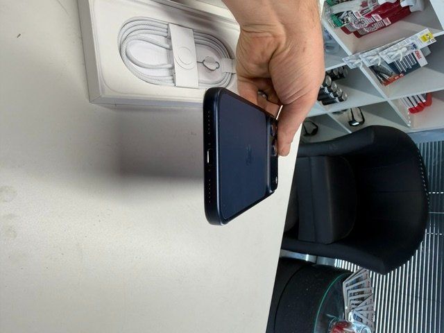 Apple Telefoni cellulari / Smartphones: IPhone 17 Pro MAX 256GB +++neuer Display+++ – Usato da Frick venduto da sandro_martin 6