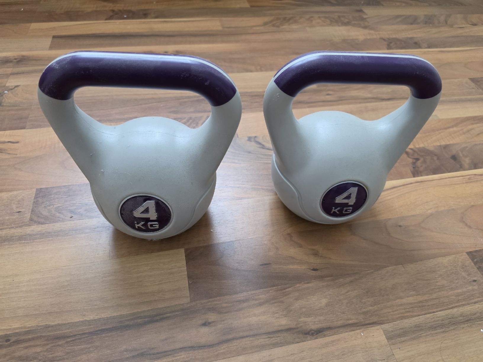 Manubri & Pesi: Kugelhantel 4kg – Usato da Balsthal venduto da Nemesis85