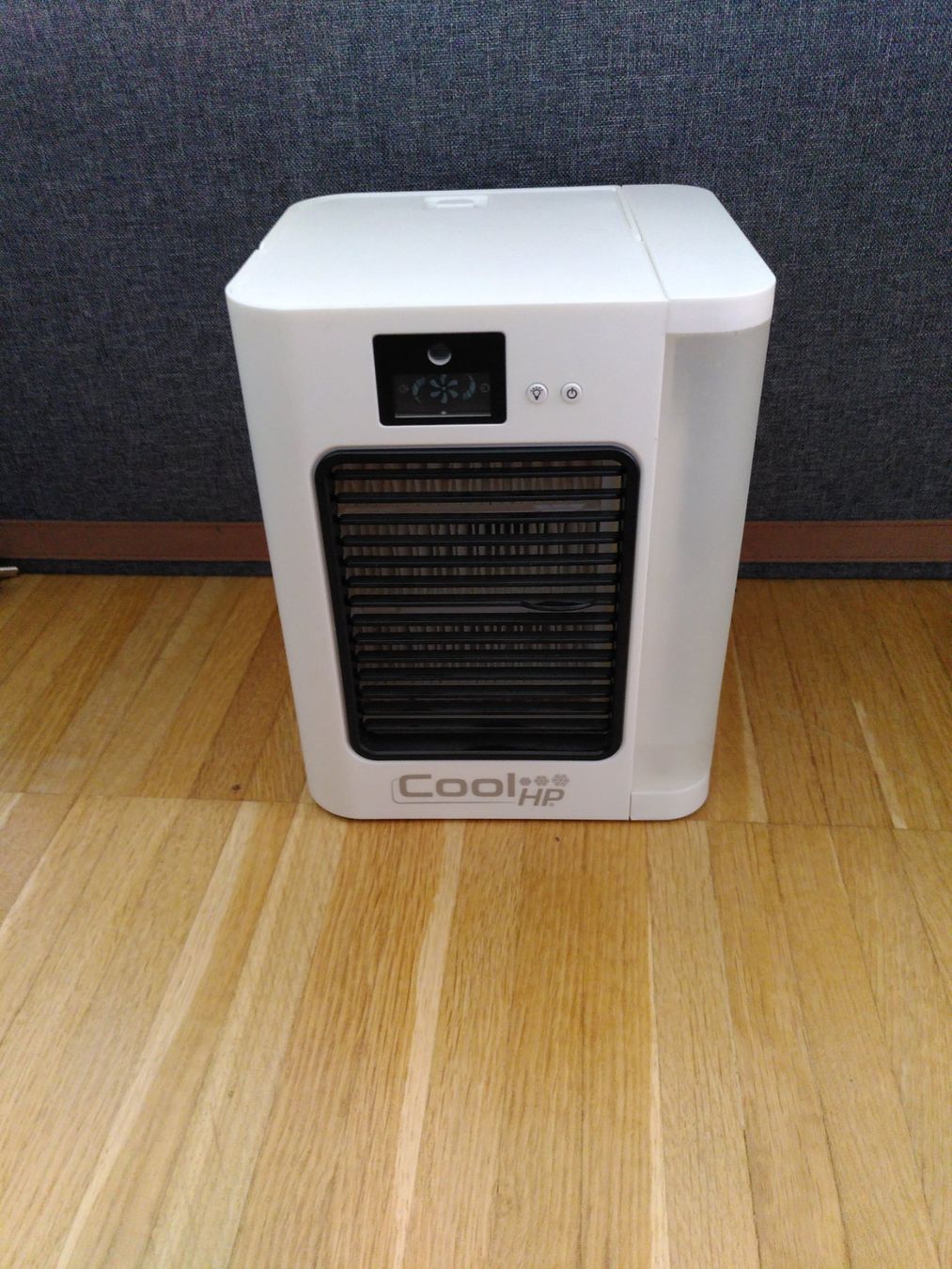 Condizionatori: CoolHP Klimagerät mit USB Anschluss – Usato da Effretikon venduto da holiday88 1