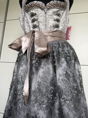 Wunderschönes Krüger Dirndl in Gr. 38 / neu!
