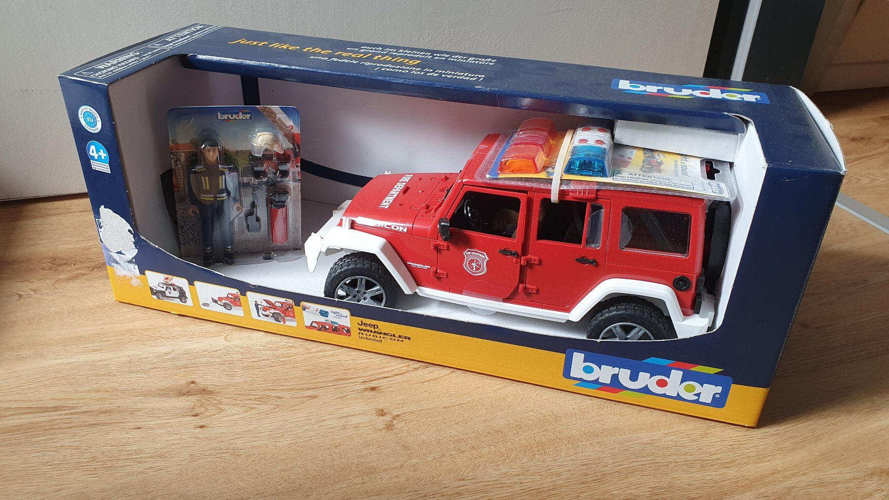 Bruder Modellini d'auto: Bruder Jeep Rubicon pompiers 1/16 – Nuovo e nell'imballaggio originale da Estavayer-le-Lac venduto da Pinoux