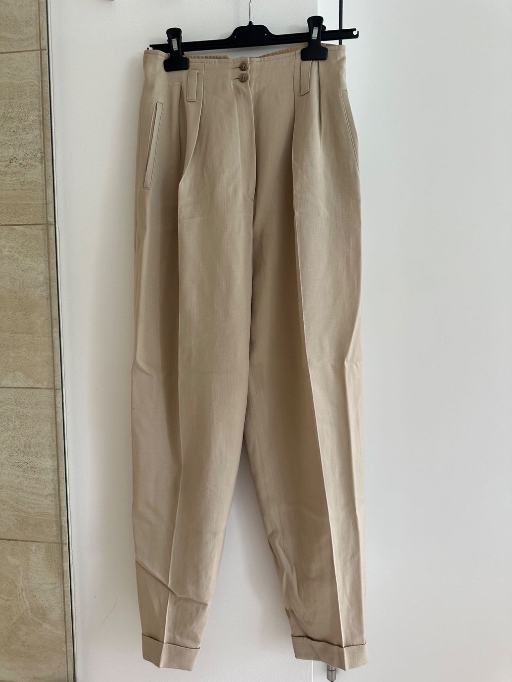 Kenzo Pantalons: Vintage Kenzo Paris Stoffhose beige – D'occasion à Triesen par ann_6mxb