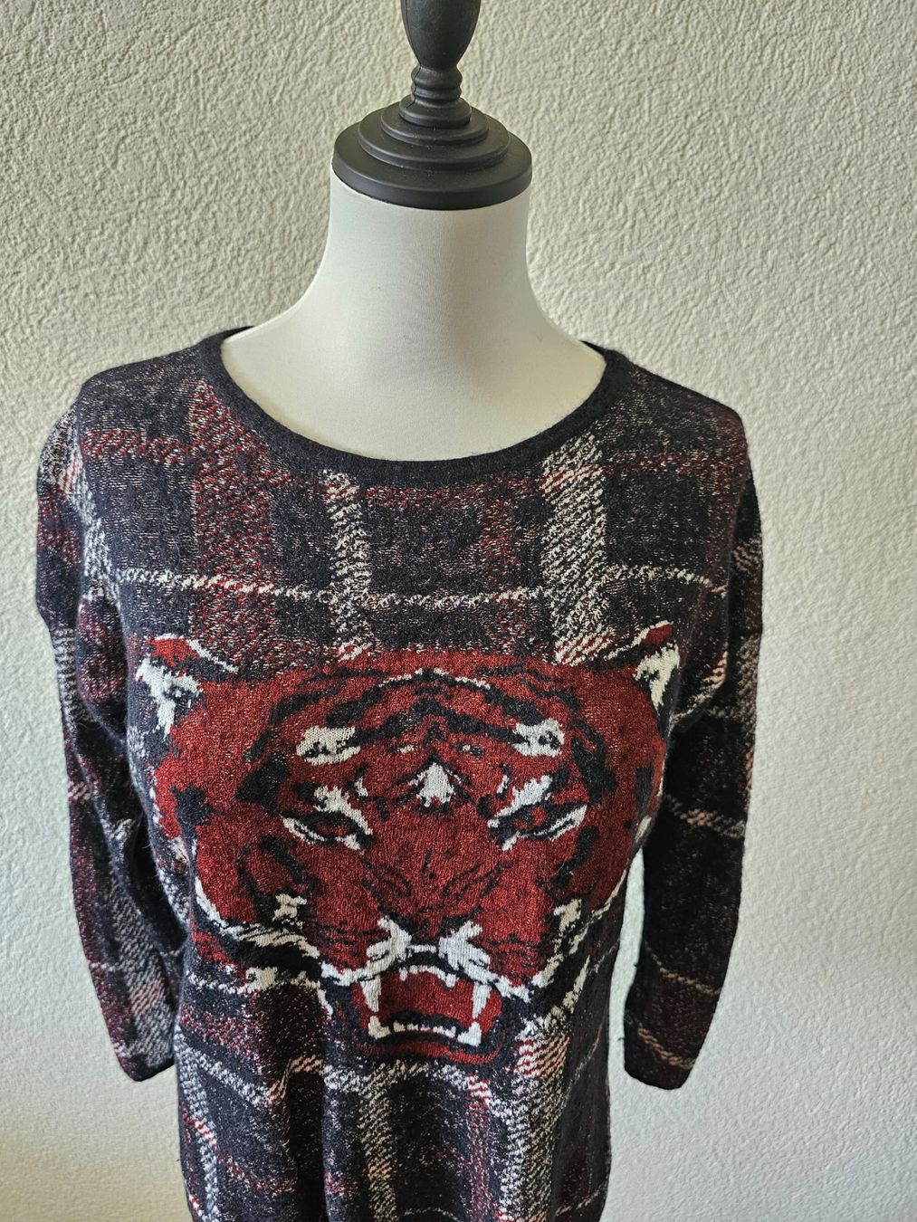 Desigual Pulls & Sweat-shirts: Desigual Pullover Tigerprint Karo, Gr. XS – D'occasion à Emmen par Tumanovr 1