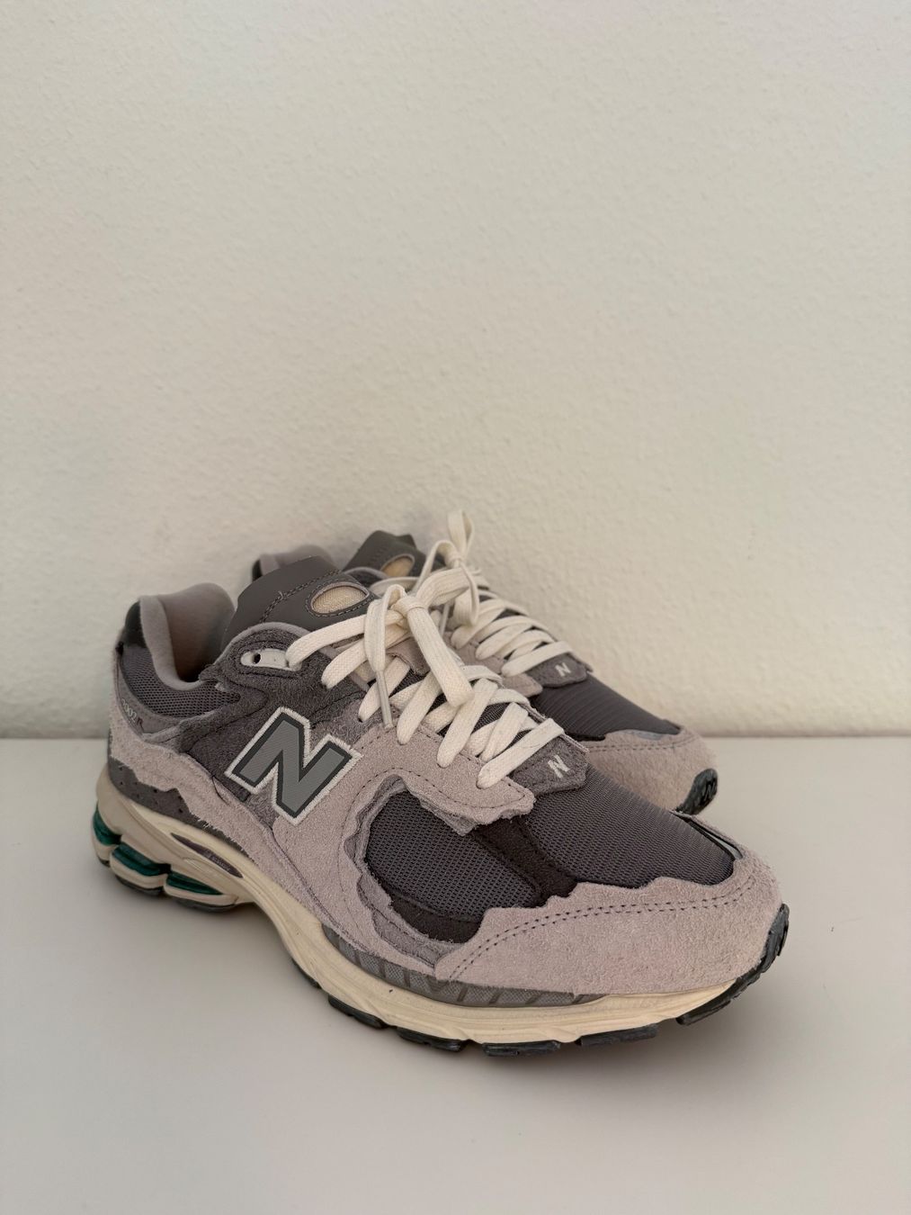 New Balance Scarpe da uomo: New Balance  2002R protection Pack Sneaker Neu!!!! – Nuovo (secondo la descrizione) da Basel venduto da yves0001