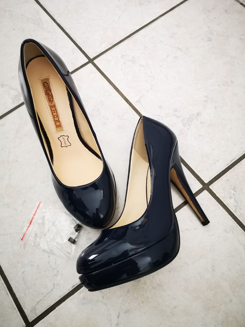 Buffalo Scarpe da donna: Buffalo Highheels Leder innen gr. 38 – Nuovo (secondo la descrizione) da Sevelen venduto da gsandax