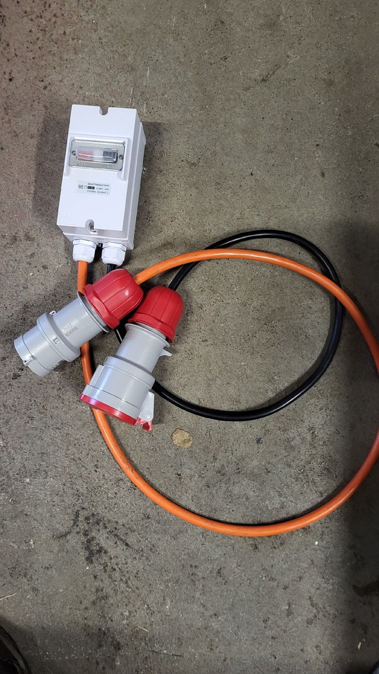Riscaldamento: Tauchpumpe 5.5 kw Neu – Nuovo e nell'imballaggio originale da Giswil venduto da Hans83 1