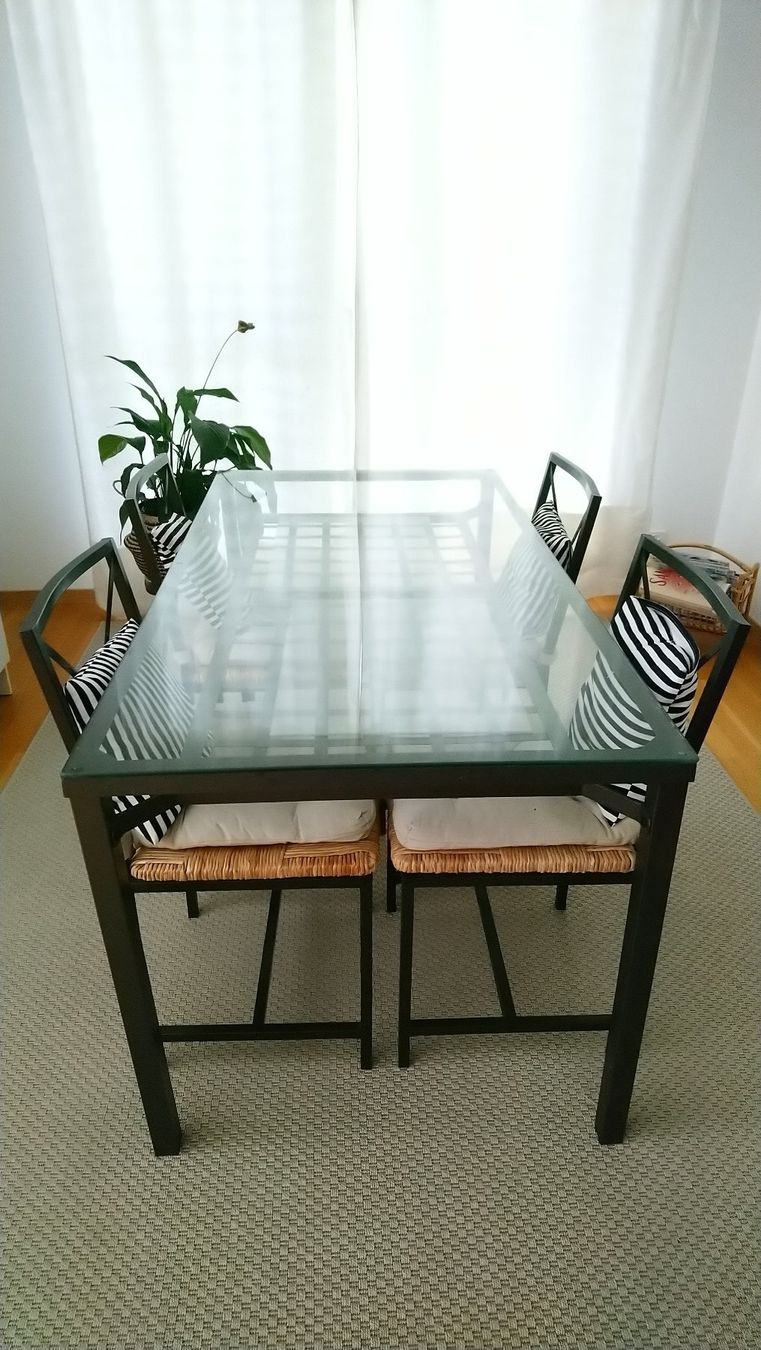 Ikea Set di tavolo e panche: Esstisch Set  - ALLES MUSS RAUS Angebot :) – Usato da Affoltern am Albis venduto da fjp_5g2l