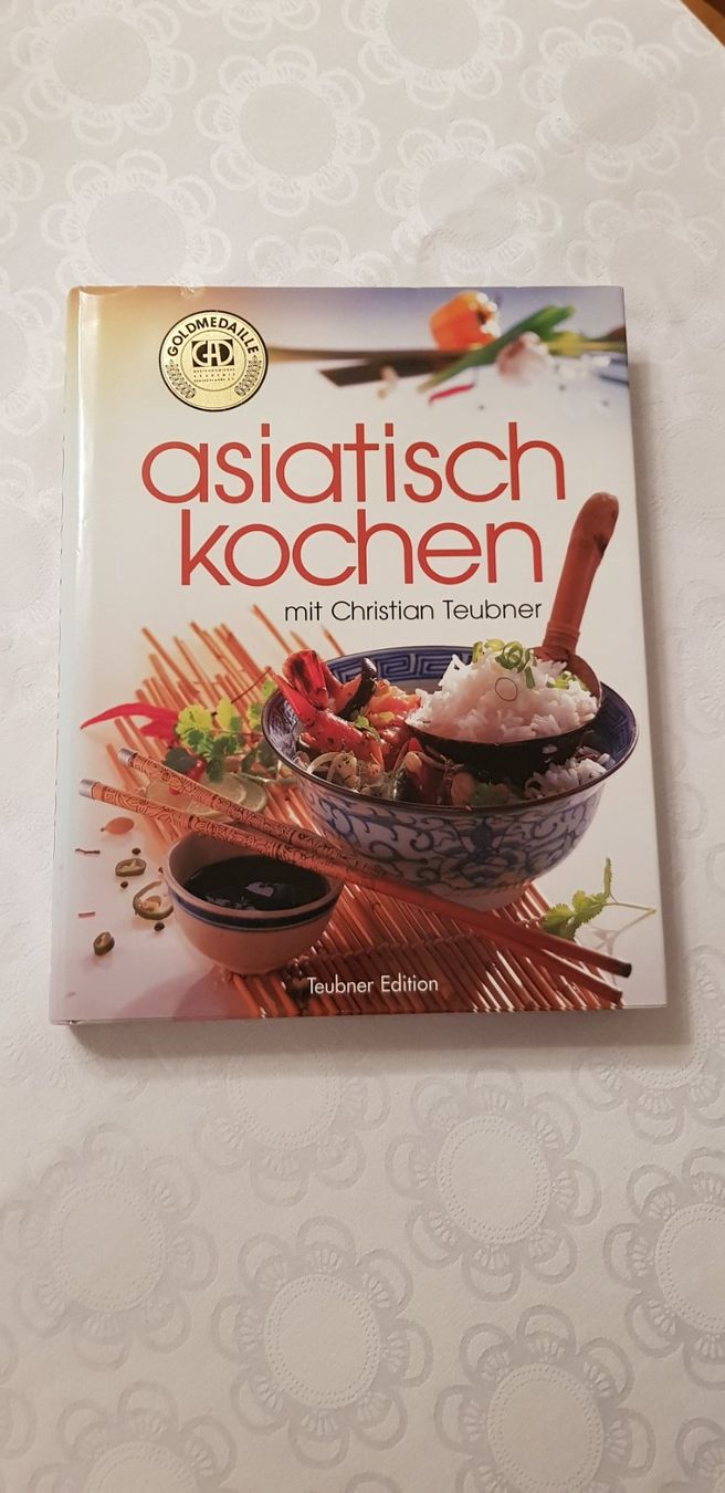 Libri: Asiatisch Kochen – Nuovo (secondo la descrizione) da Bachenbülach venduto da sustyger