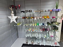 412 Posten Deko-Material und Teelichtgläser aus Liquidation