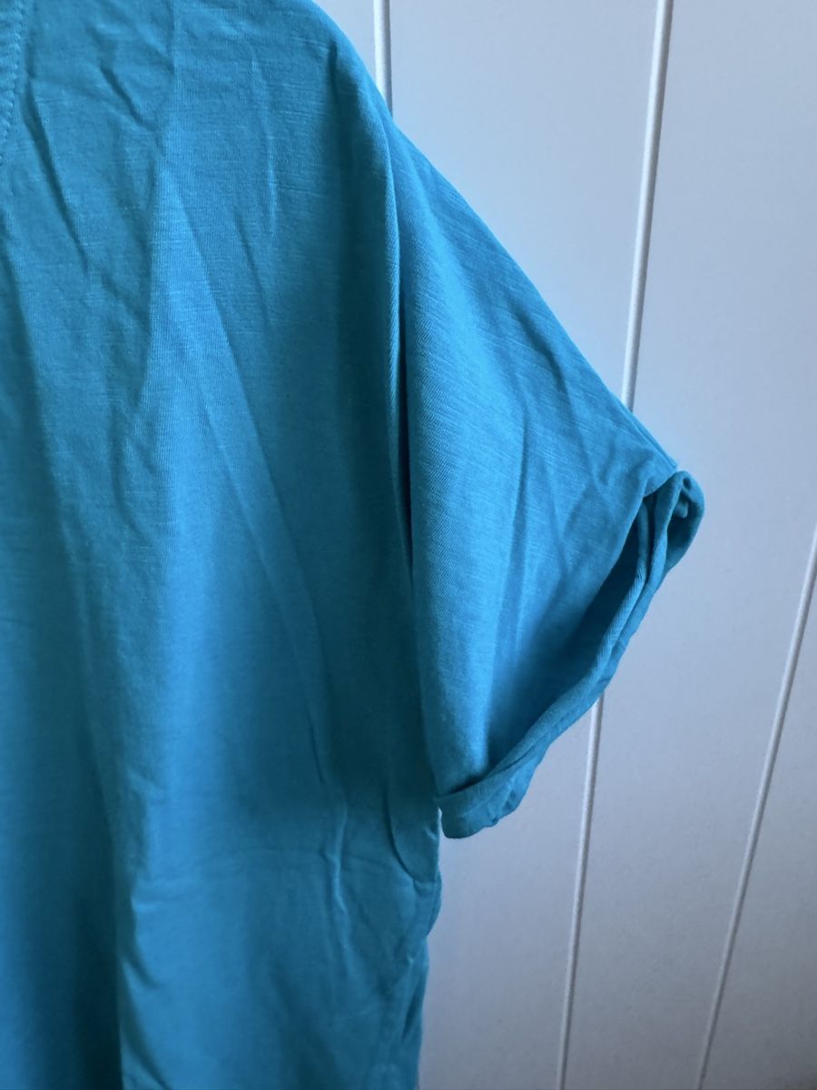 Des Petits Hauts T-shirt: Des petits Hauts Shirt – Nuovo e nell'imballaggio originale da Basel venduto da Glamourpourtoi 2