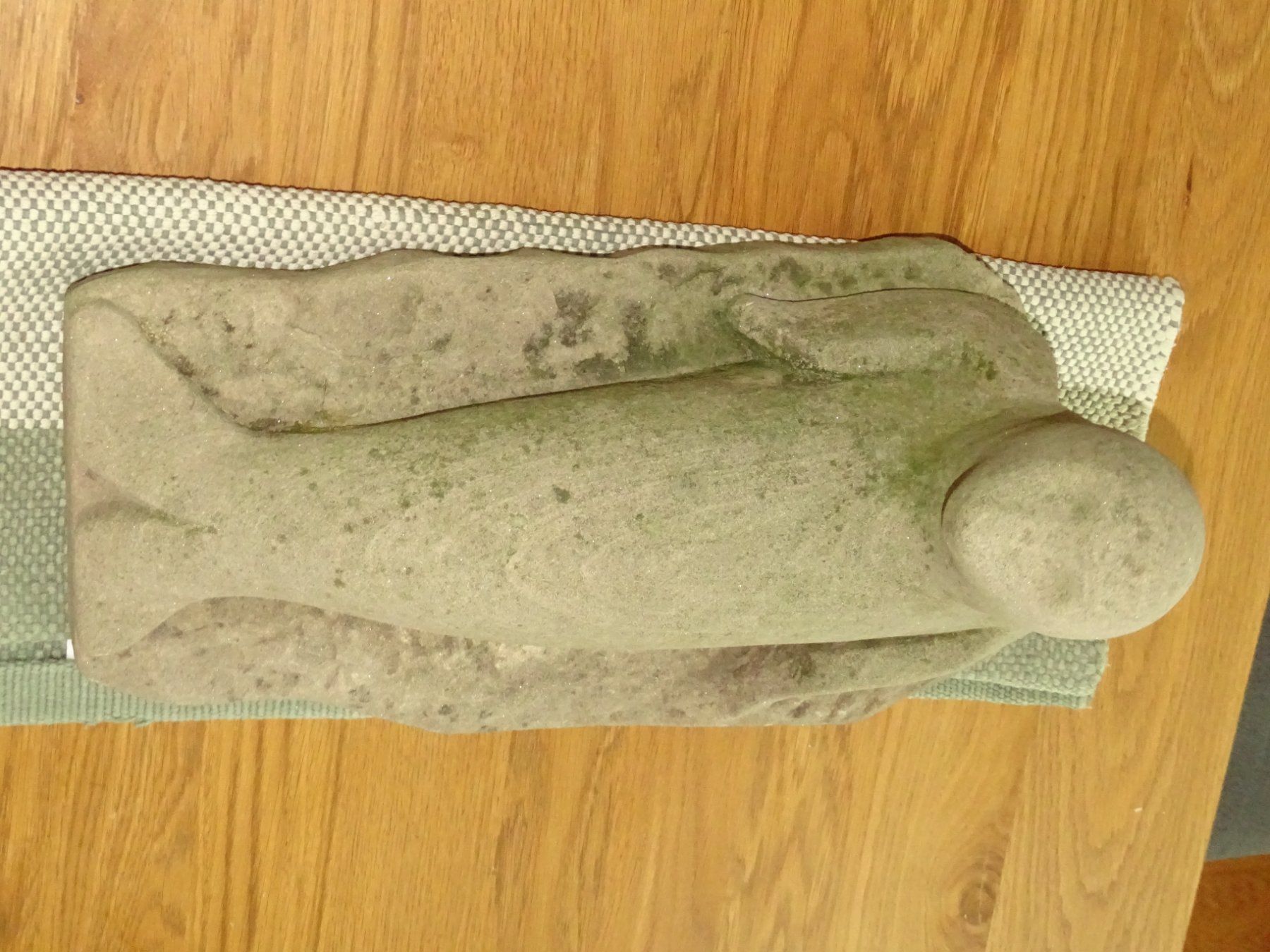 Pietre & tegole: Sandsteinskulptur Handarbeit Unikat Robbe – Usato da Hirzel venduto da Musicman03 1