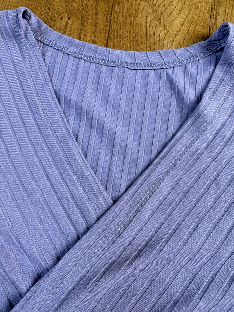 Shein Top: Trendiges Langarm-Crop-Top in Grösse S – Usato da Frauenfeld venduto da lin_77m9 3