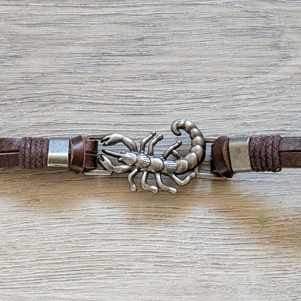 Bracciali & Braccialetti: Bracelet scorpion cuir métal – Nuovo (secondo la descrizione) da Orsieres venduto da IndianaJones50a