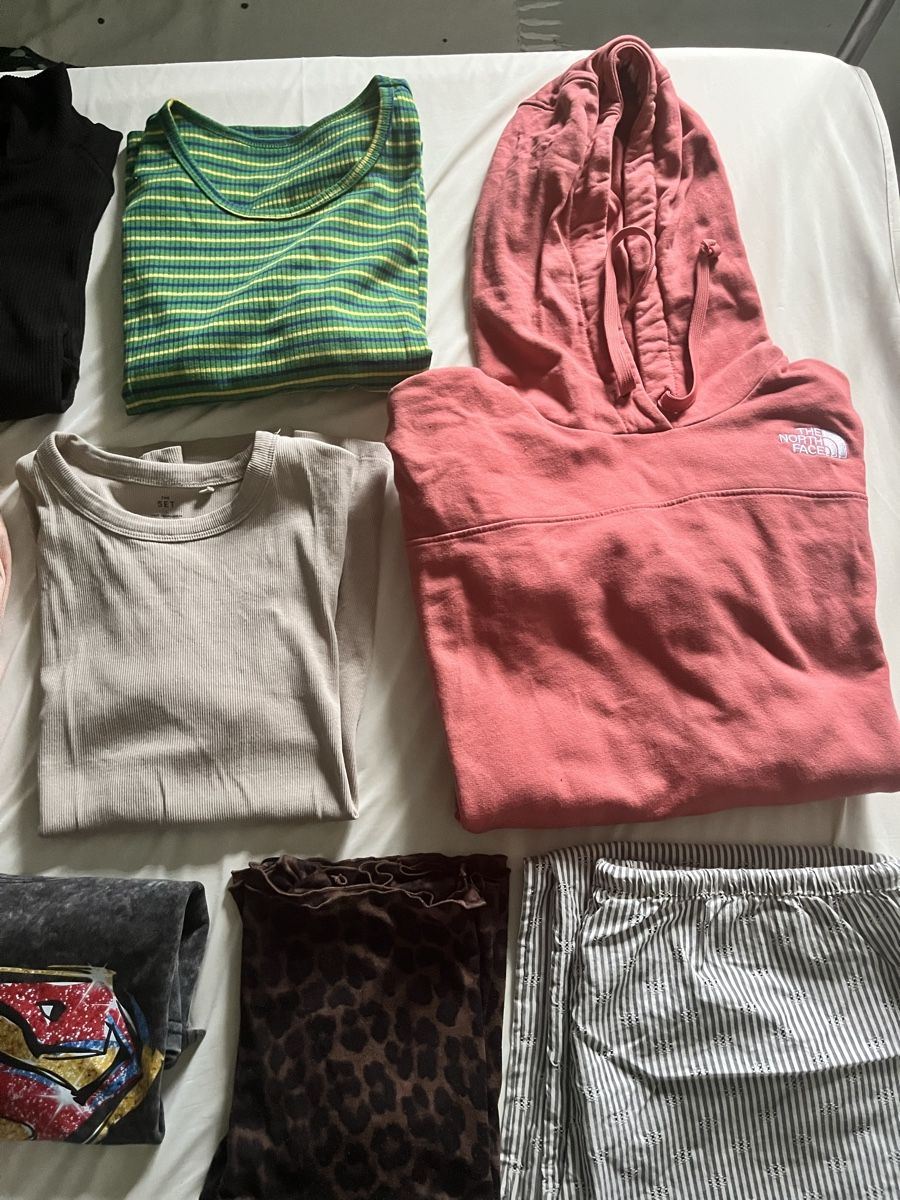 Lotti di vestiti: Großes schönes Damenkleiderpaket – Usato da Hochdorf venduto da Forestgreen 5