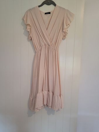 Vestito corto estivo leggero con volant beige misura S