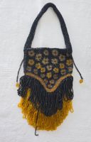 Vintage Perlentasche mit Blumenmuster in schwarz-gelb