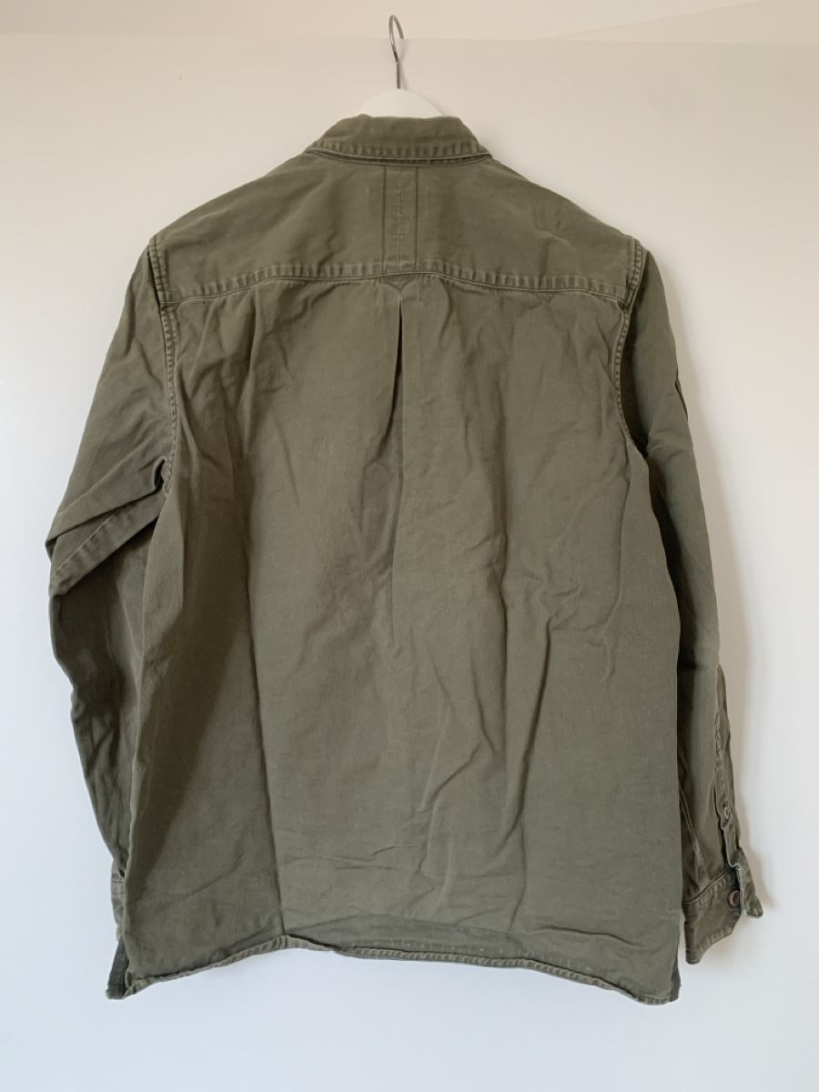 Pull&Bear Camicie: Chemise kaki Pull&Bear – Usato da Prangins venduto da val_2c72 1
