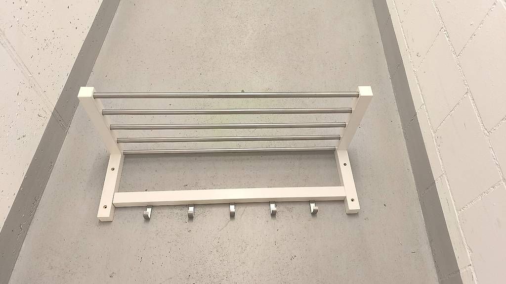 Guardaroba: Garderobe / Hutablage IKEA Tjusig – Usato da Oberkirch LU venduto da benrad1907
