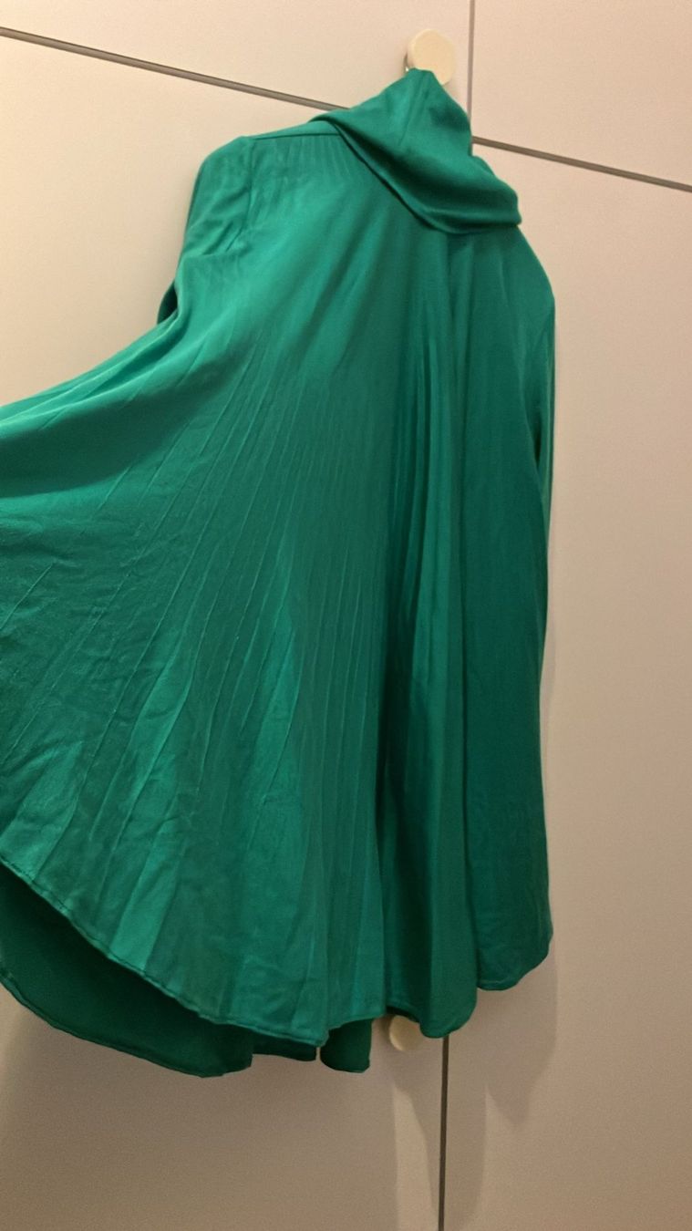 T-shirt: Maglia verde tg. L/XL – Usato da Melano venduto da H-Sara 1
