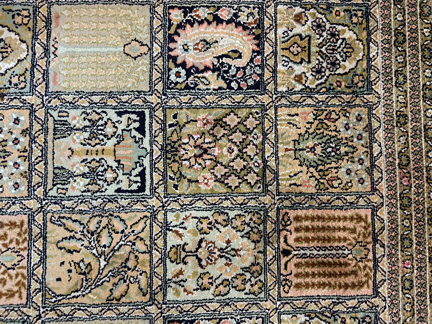 Tappeti: Antique Silk Rug Kashmir Quality – Usato da Adliswil venduto da car_5pms 5