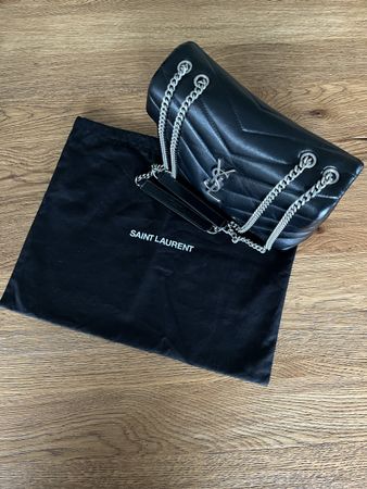 Saint Laurent Loulou - Small