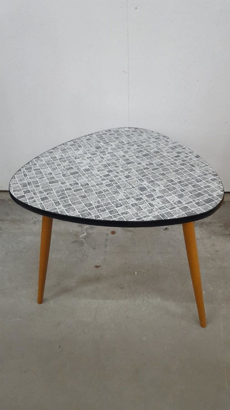 Tavoli: Retro Tisch der 70er – Usato da St.Gallen venduto da EL03 1